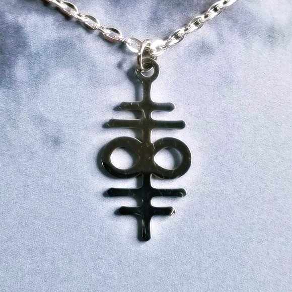 Baroque Vintage Jewelry - Double Leviathan Cross Silver Necklace